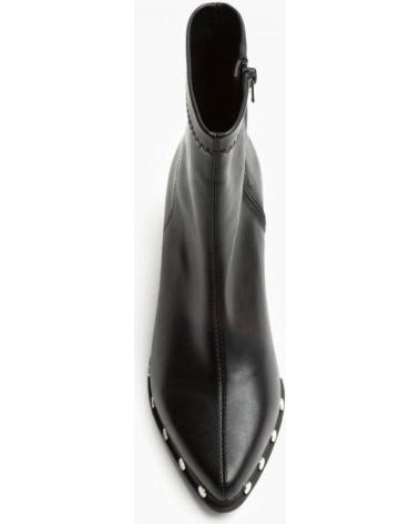 Botines CORINA  de Mujer BOTIN COWBOY CON TACON PARA MUJER M4740 COLOR  NEGRO