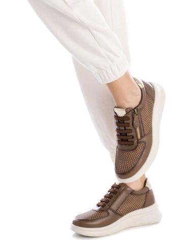 BASKETS CASUAL FEMME XTI MODÈLE 143366 COULEUR TAUPE TAUPE