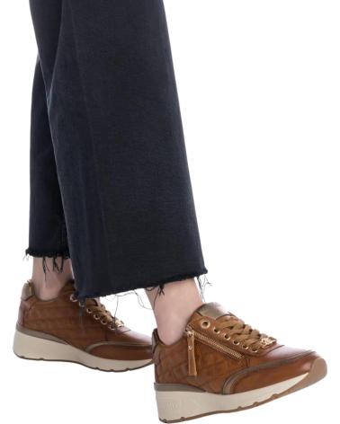 Woman Zapatillas deporte CARMELA 161954  CAMEL