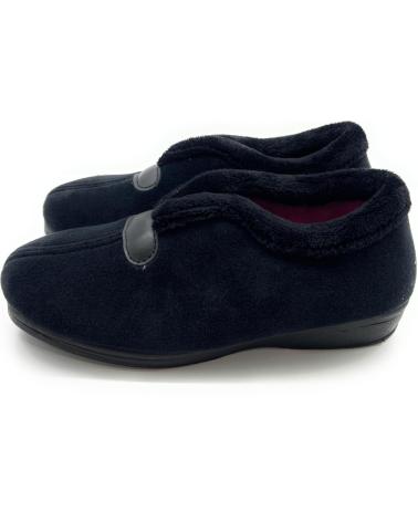 Calzado de casa CHIC VISION  de Mujer ZAPATILLAS MUJER CERRADAS SEMIBOTA CONFO  NEGRO