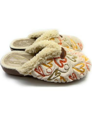 Pantoufles CHIC VISION  pour Femme ZAPATILLAS CASA MUJER ANATOMICAS CORAZO  BEIGE