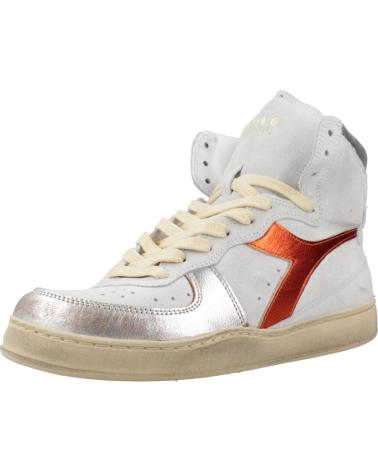 Deportivas de Mujer DIADORA ZAPATILLAS MUJER HERITAGE MODELO ALTO BASKET USED COLOR BLAN C5234