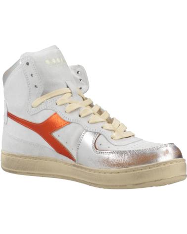 Deportivas de Mujer DIADORA ZAPATILLAS MUJER HERITAGE MODELO ALTO BASKET USED COLOR BLAN C5234