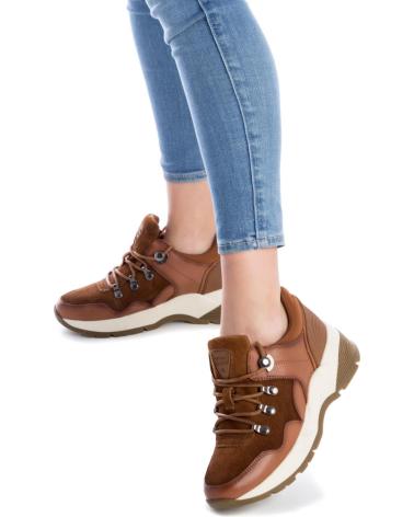 Woman Zapatillas deporte CARMELA 160155 CAMEL