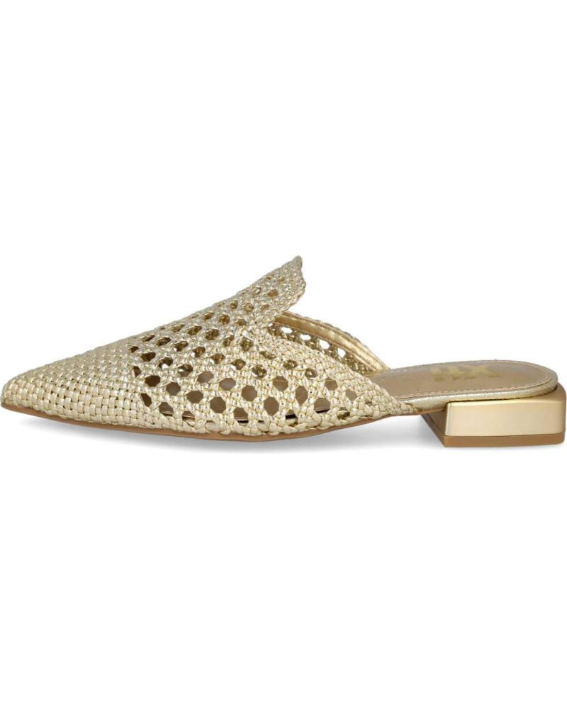 Woman Sandals XTI 143795 MULES PLANOS METALIZADOS DE MUJER  ORO