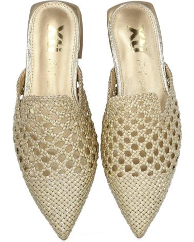 Woman Sandals XTI 143795 MULES PLANOS METALIZADOS DE MUJER  ORO