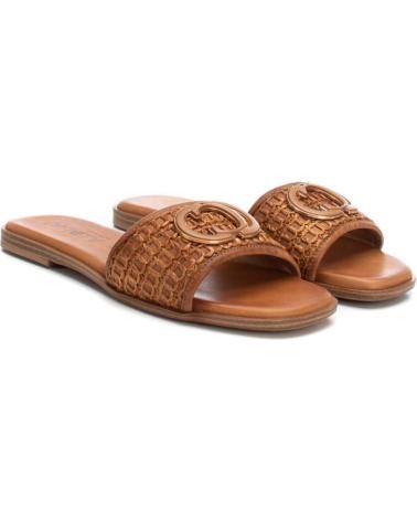 Sandálias de Mulher CARMELA SANDALIA PALA PLANA EN PIEL Y ADORNO FRONTAL CAMEL