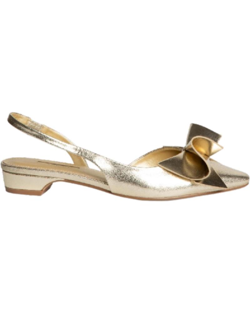 Woman Sandals CORINA ZAPATO BAILARINA CON TACON BAJO PARA MUJER M5285 COL  ORO