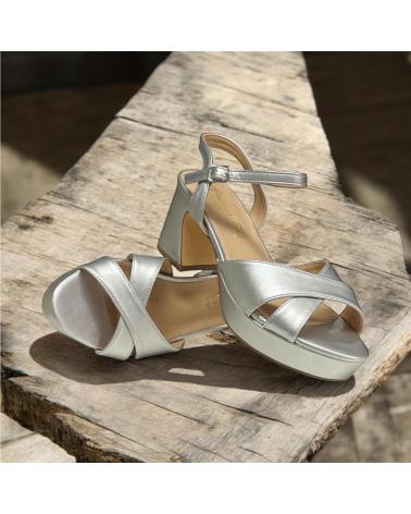 Sandalias CALZADOMANIA  de Mujer SANDALIA CRUZADA PLANTA PIEL  PLATA