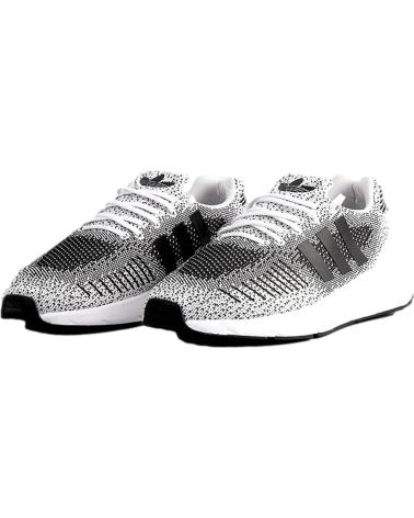 Deportivas de Hombre ADIDAS MODELO SWIFT RUN 22 PARA HOMBRE BLANCO