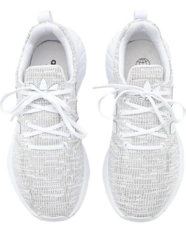 Deportivas ADIDAS  de Niña y Niño MODELO SWIFT RUN 22 J PARA KIDS  GRIS