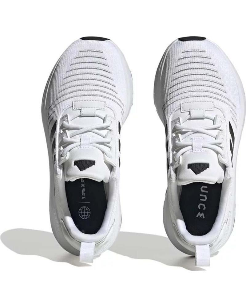 Sneakers Adidas Swift Blancos Trainers De Niña ADIDAS MODELO SWIFT