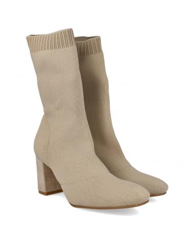 Botins De Mujer BUBBLE BOBBLE 2605 BOTINES ELASTICOS MUJER  BEIG