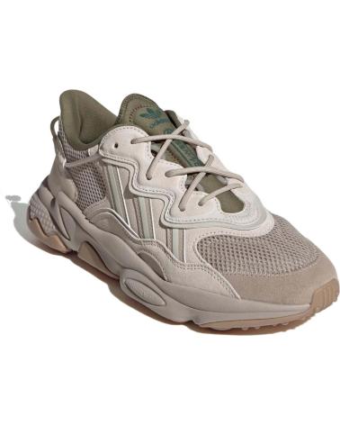 Zapatillas deporte ADIDAS  de Hombre ZAPATILLAS OZWEEGO PARA HOMBRE EN COLOR  MARRON