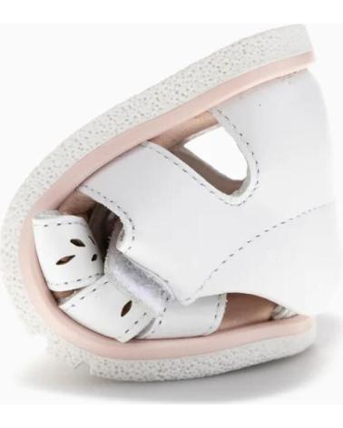 Sandales PABLOSKY  pour Fille SANDALIA CERRADA DE PIEL RESPETUOSA PARA NINA 0539  BLANCO