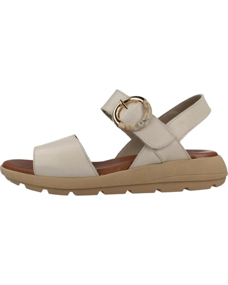 Sandalias DORKING  de Mujer SANDALIAS MUJER MODELO D9468 COLOR BEIS  RAW