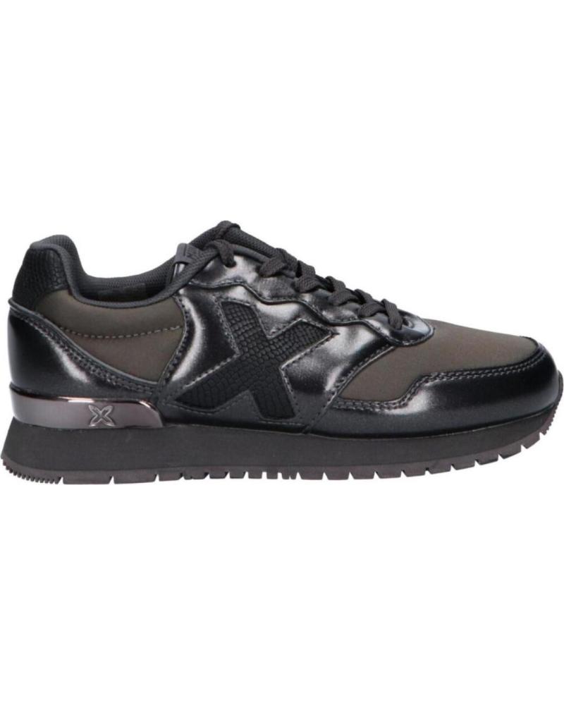 Woman and boy Trainers MUNICH ZAPATILLAS DASH KID 48 NEGRO BRILLO CARBON 1690048  BLANCO