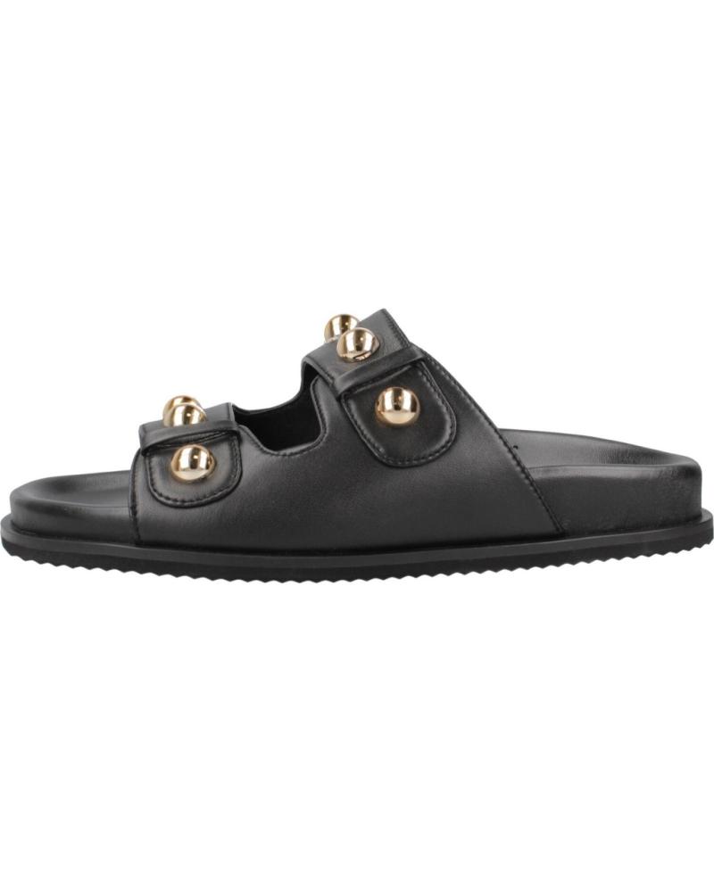 GIOSEPPO SANDALIAS GIOSEPPO WRENTHAM 75075-P DE PIEL NEGRA CON TACHAS DECORATIVAS NEGRO