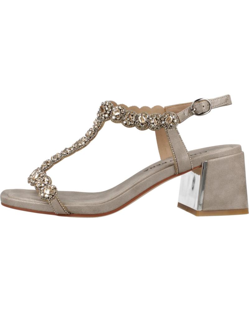 Woman Sandals ALMA EN PENA SANDALIAS MUJER MODELO V2550943 COLOR BRONCE  BRONZE