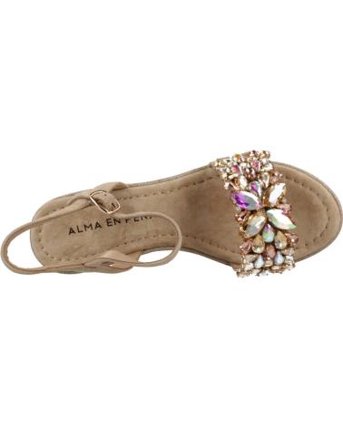 Sandalias ALMA EN PENA  de Mujer ALIAS MUJER MODELO V2551291 COLOR MARRON CLARO  SAND