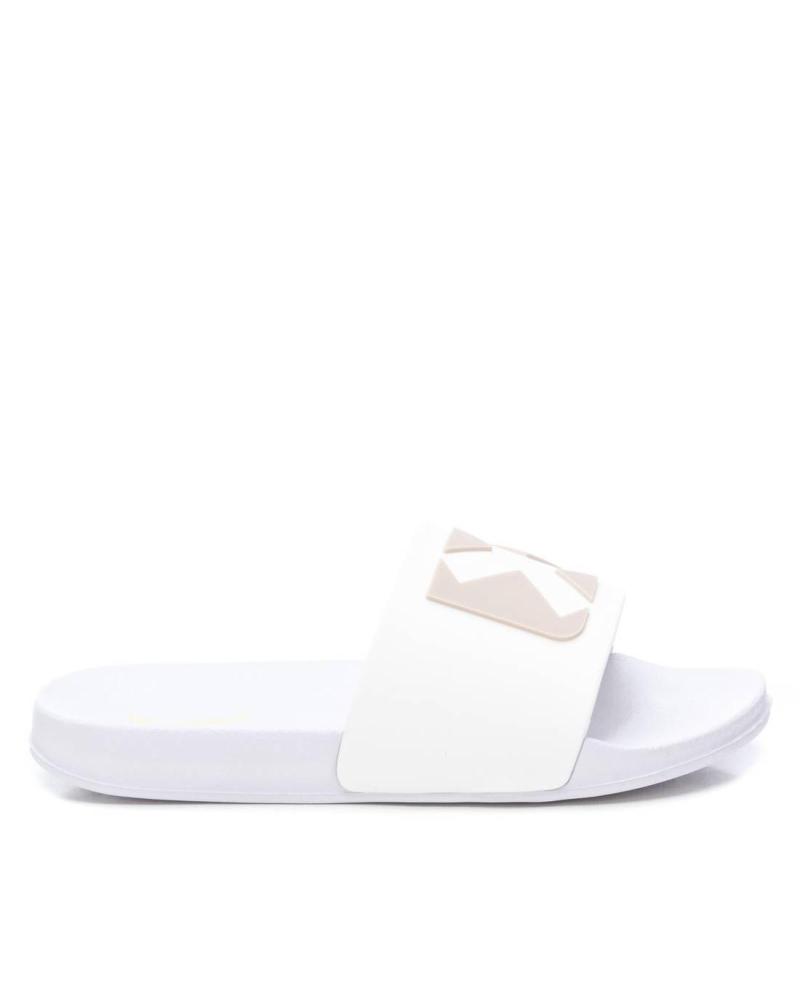 Woman and girl and boy Flip flops XTI 151146  BLANCO
