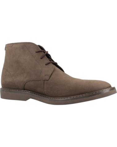 Man shoes CLARKS BOTINES HOMBRE MODELO ATTICUSL THIGTX COLOR AMARILLO  DRKBRW