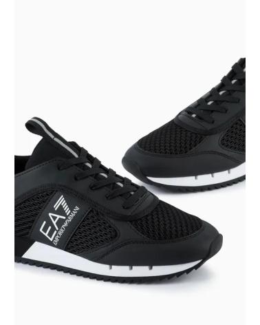 Deportivas de Hombre EMPORIO ARMANI X8X027 XK050 A120 NEGRO