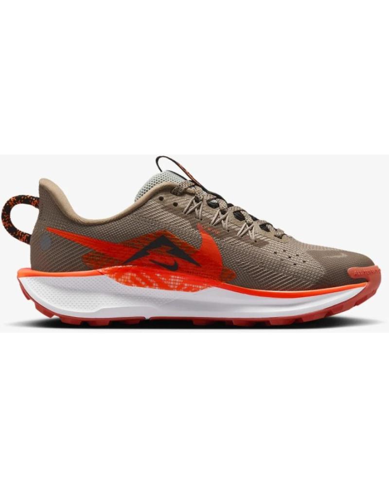 NIKE ZAPATILLA TRAIL JUNIOR PEGASUS TRAIL V25 KAKI NAZPJV2538CD MARRóN