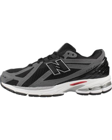 NEW BALANCE ZAPATILLAS HOMBRE MODELO U1906 COLOR NEGRO RCB