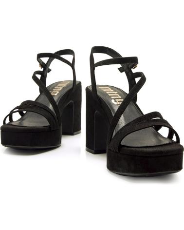 MTNG NAN MUSTANG EN COLOR PARA MUJER NEGRO