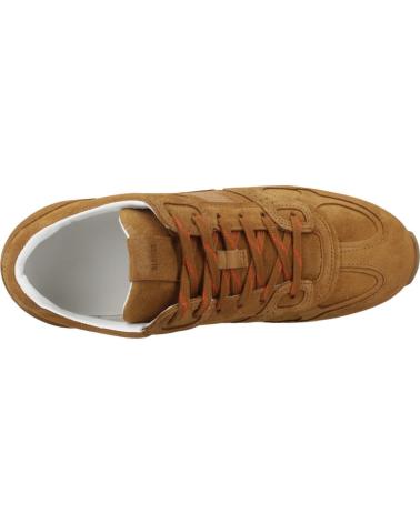 ALOHAS ZAPATILLAS MUJER MODELO S100822 COLOR MARRON CAMEL