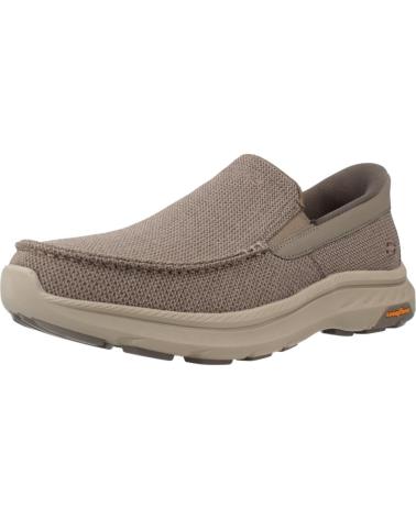 SKECHERS ZAPATILLAS HOMBRE MODELO 205451S POLLARD COLOR BEIS TPE