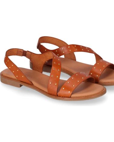 CHIKA10 MUSAKA 16 CUERO-TAN