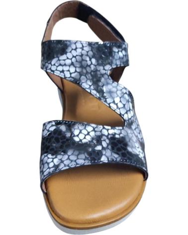 MAWEN SANDALIA EN PIEL NATURAL CON CUNA BAJA Y PLANTA DE GEL AZUL