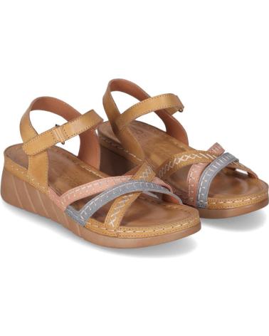 CHIKA10 RE LAX 01 CUERO-TAN