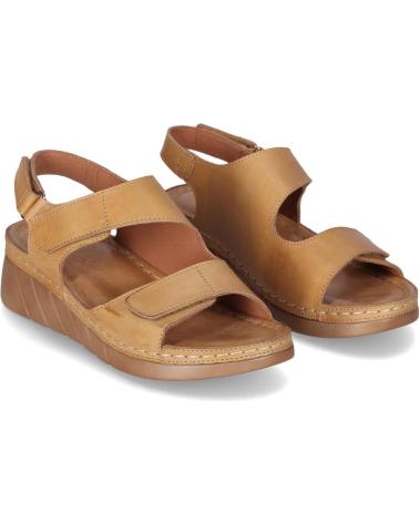 CHIKA10 RE LAX 02 CUERO-TAN