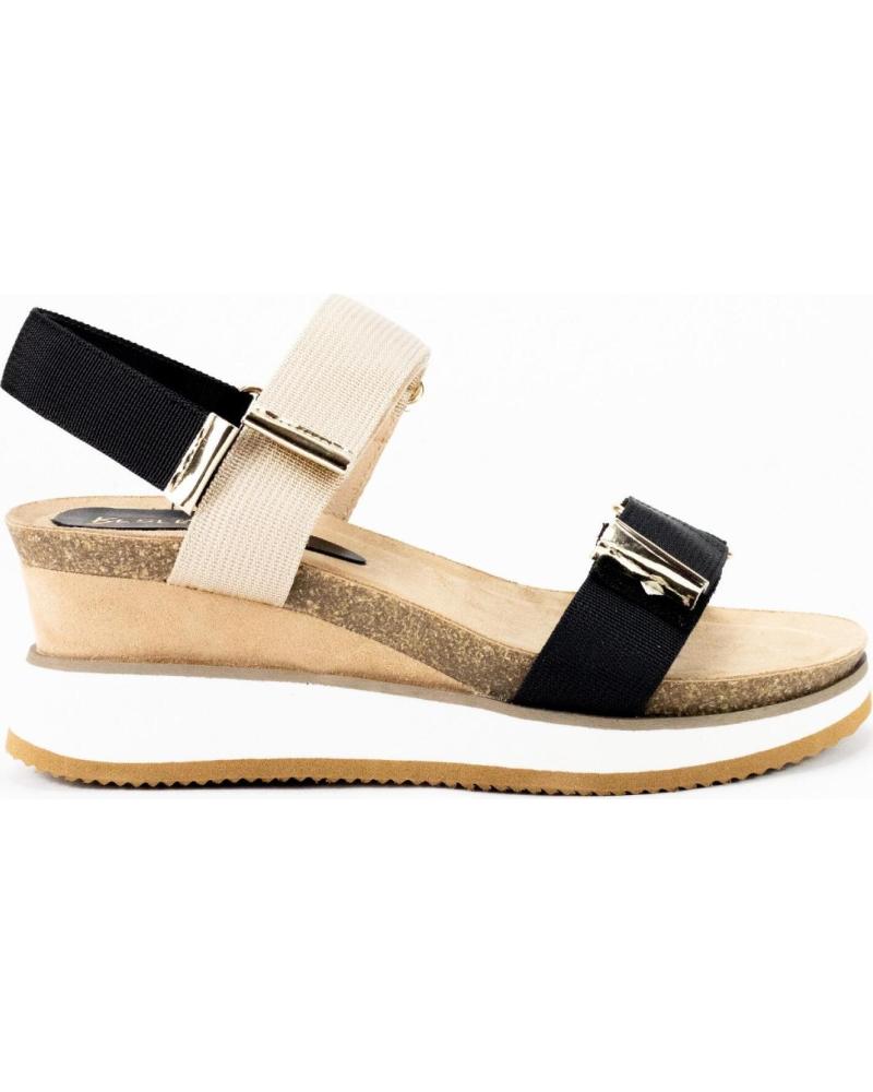 KESLEM SANDALIA DEPORTIVA CON CUNA EN COLOR NEGRO