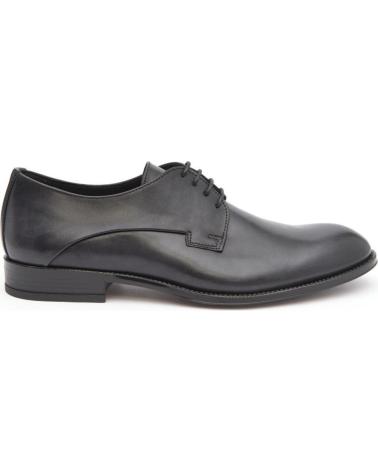 BAERCHI BLUCHER LISO NEGRO