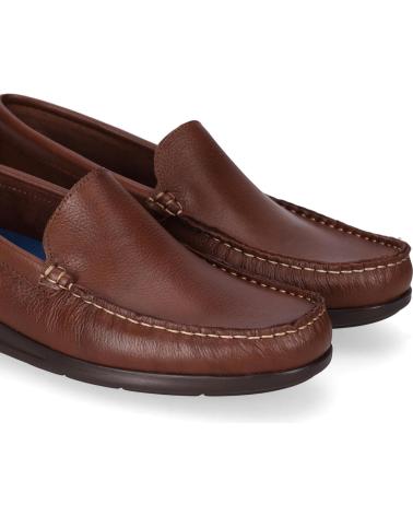 CHIKA10 ST ROAD 2060 MARRON-BROWN