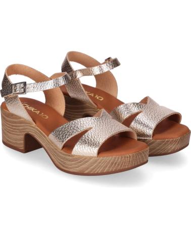 SANDALIAS CHIKA10 ST GERSEI 5625 PLATINO ORO CON TACÓN BLOQUE PLATINO-LG GOLD