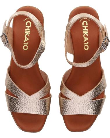 SANDALIAS CHIKA10 ST GERSEI 5625 PLATINO ORO CON TACÓN BLOQUE PLATINO-LG GOLD