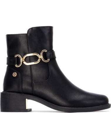 XTI ANKLE BOOTS 144398 BLACK WITH DECORATIVE GOLD CHAIN NEGRO