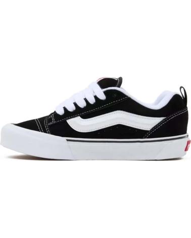 ZAPATILLAS CASUAL VANS OFF THE WALL - NEGRAS CON FRANJA Y SUELA BLANCAS NEGRO