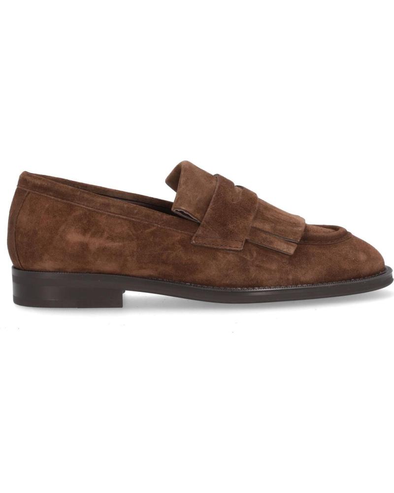 MOCASÍN DE SERRAJE ALPE 5338 NEGRO CON BORLAS NEGRO