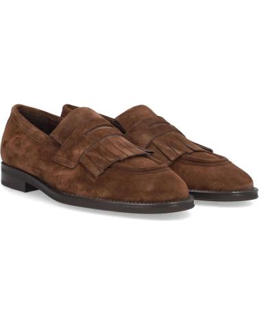 MOCASÍN DE SERRAJE ALPE 5338 NEGRO CON BORLAS NEGRO