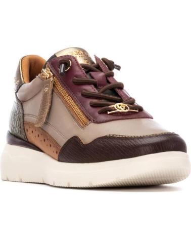 CARMELA 162430 BURGUNDY CASUAL SNEAKERS WITH MULTITONE DETAILS BURDEOS