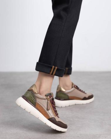 CARMELA 162430 BURGUNDY CASUAL SNEAKERS WITH MULTITONE DETAILS BURDEOS