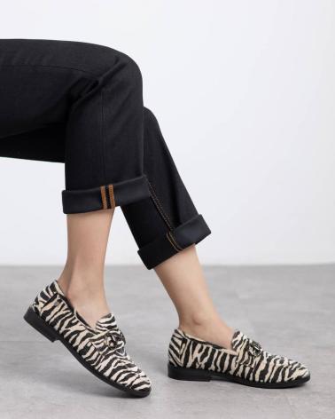 CARMELA 162697 ZEBRA PRINT SHOE CEBRA