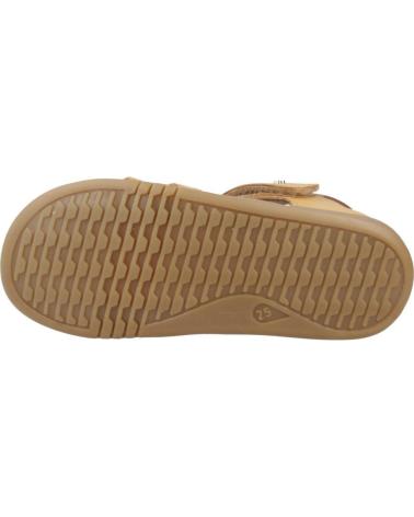 BOBUX CROSS JUMP LEATHER SANDALS IN LIGHT BROWN OAK WITH HOOK-AND-LOOP CLOSURE OAK