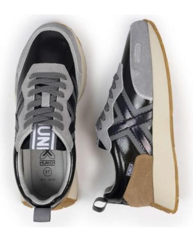 ZAPATILLAS MUNICH XEMINE WMN 8907089 NEGRAS CON DETALLES GRISES Y MARRONES BLACK